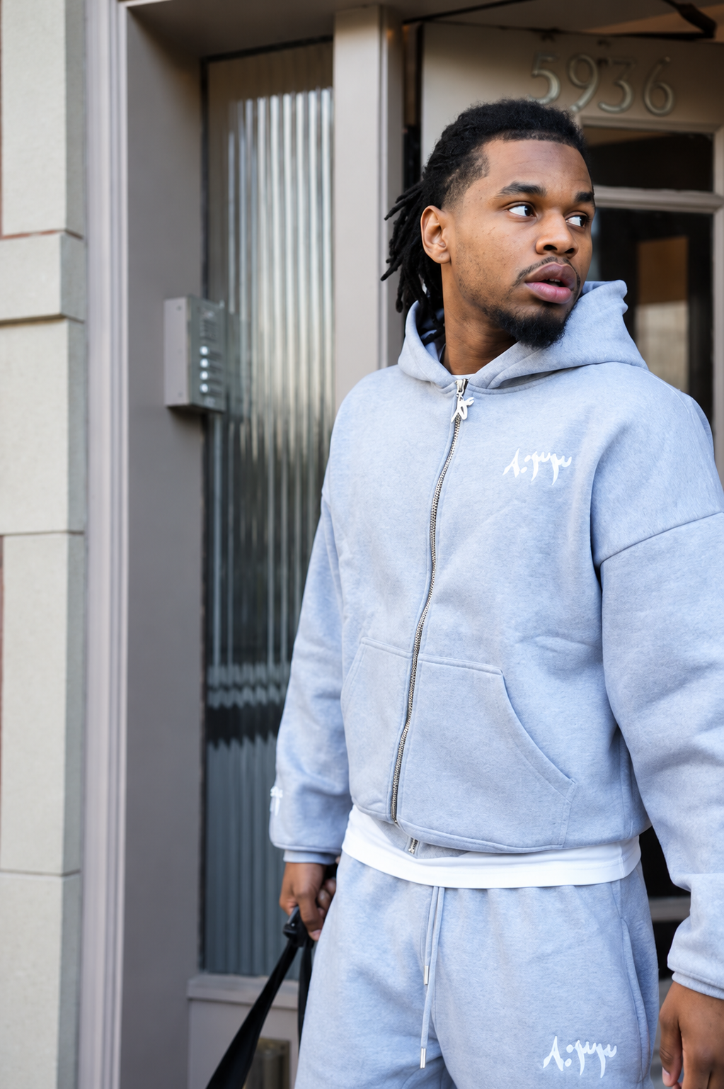 ٨:٣٣ FULL ZIP HOODIE Ramadi (Grey)